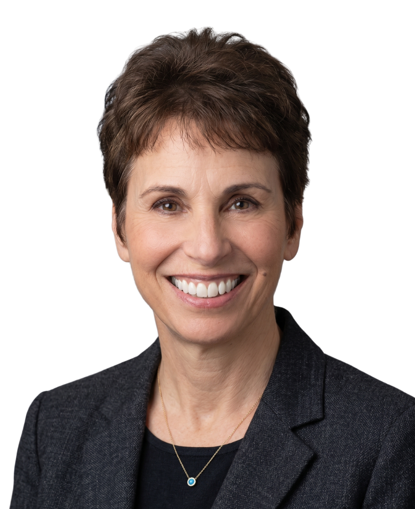 Lora Stizzo - Headshot